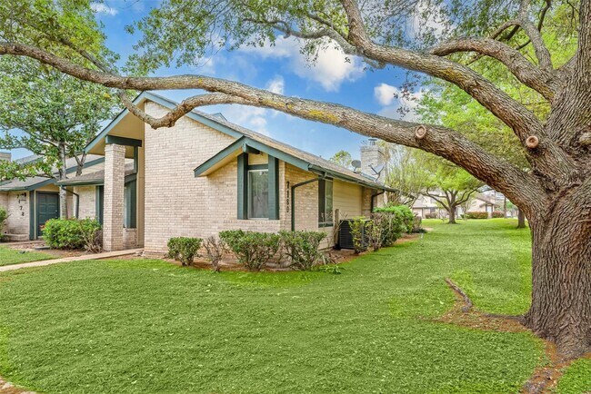 Building Photo - 7180 S Dairy Ashford Rd