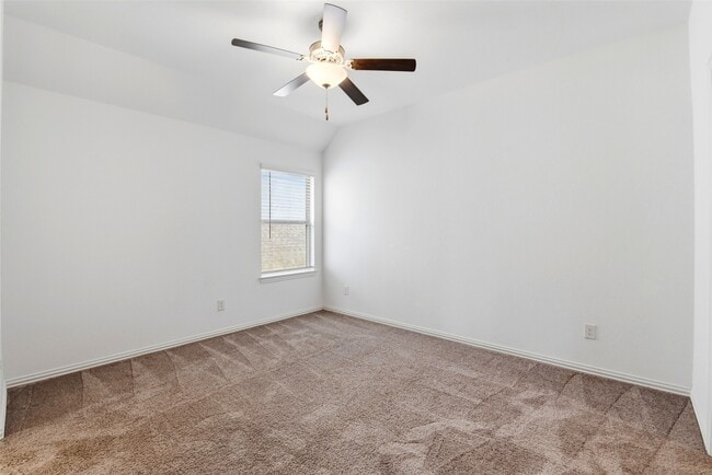 Building Photo - 1618 Rosedale Dr