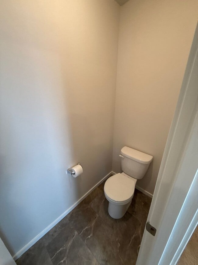 Building Photo - 4770 Daiquiri Ave NE