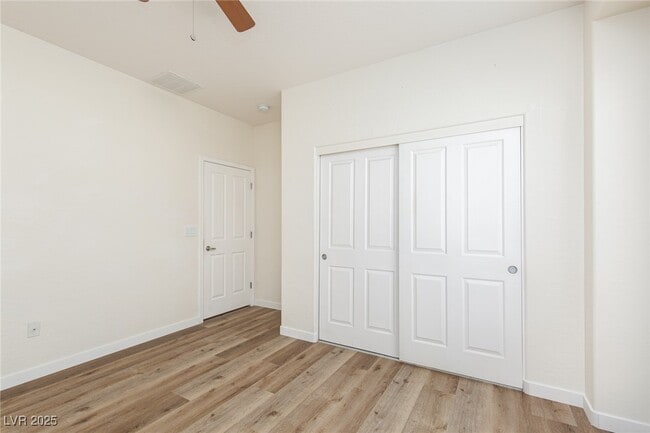 Building Photo - 7628 Fieldfare Dr