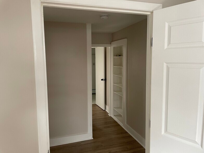 hallway - 52 Park St
