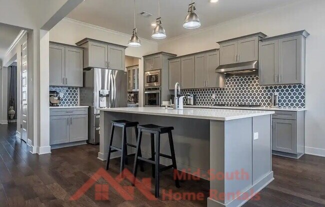 Building Photo - 12577 George Selby Dr