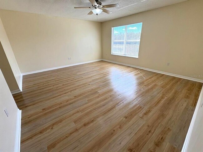 Building Photo - 5518 Willow Bend Trail