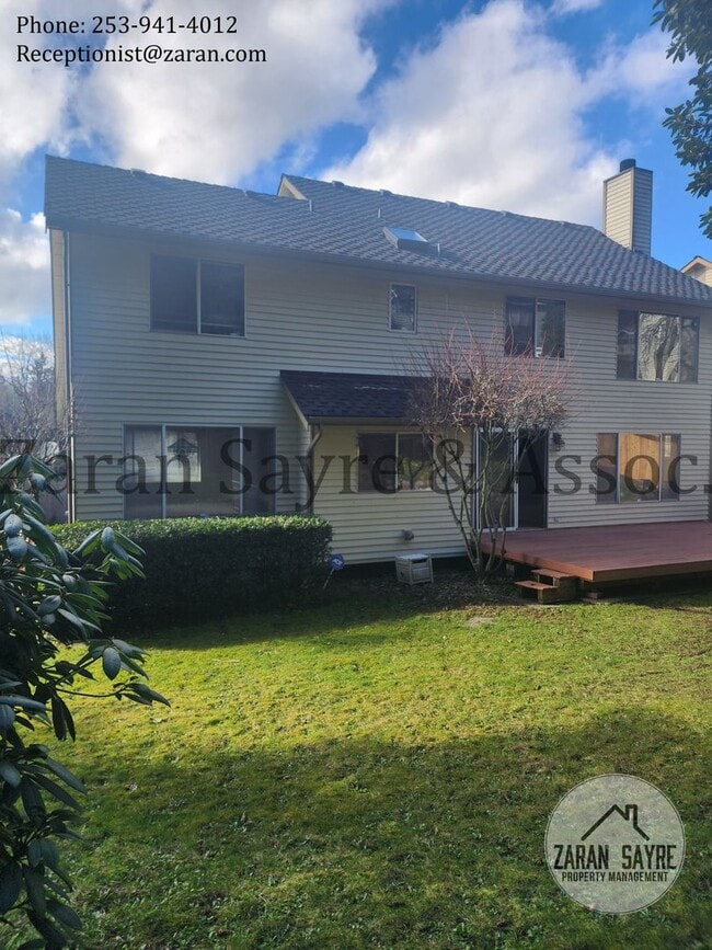 Building Photo - 399 - Gorgeous 3-bedroom!