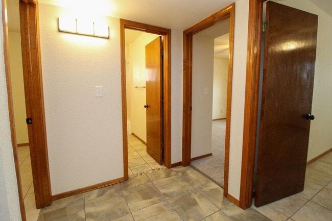 Building Photo - 1809 Pueblo Alegre Dr