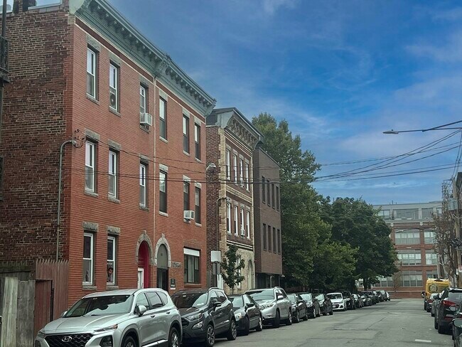 Building Photo - 62 Lubec St