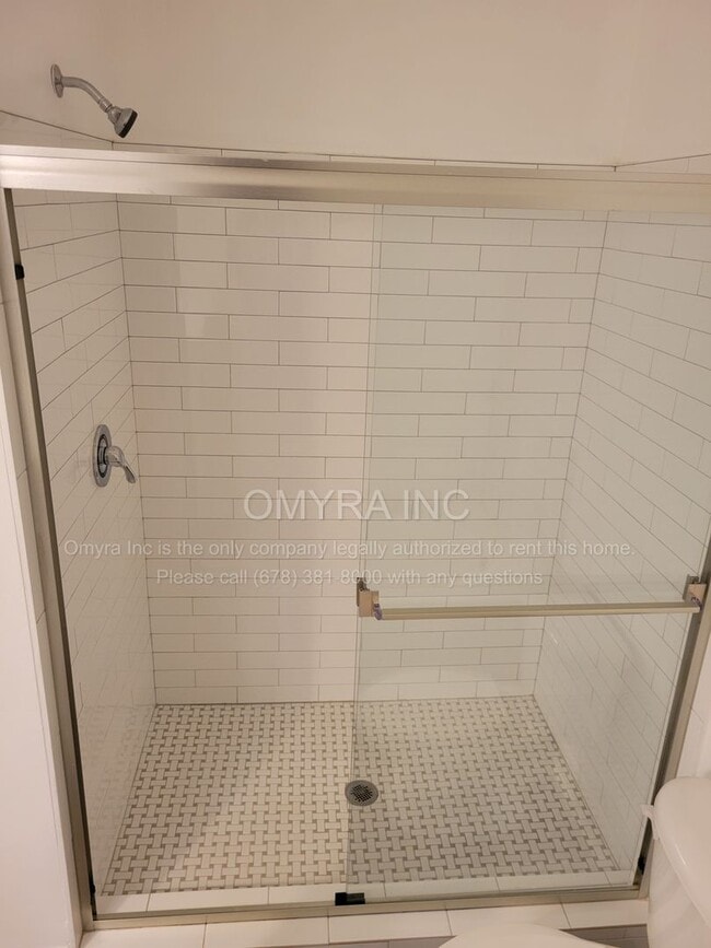Building Photo - Beautiful One Bedroom Condo in East Atlanta!
