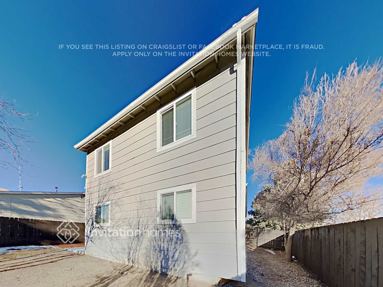 Building Photo - 17486 E Temple Dr