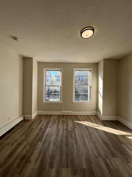 Building Photo - 72 Van Nostrand Ave