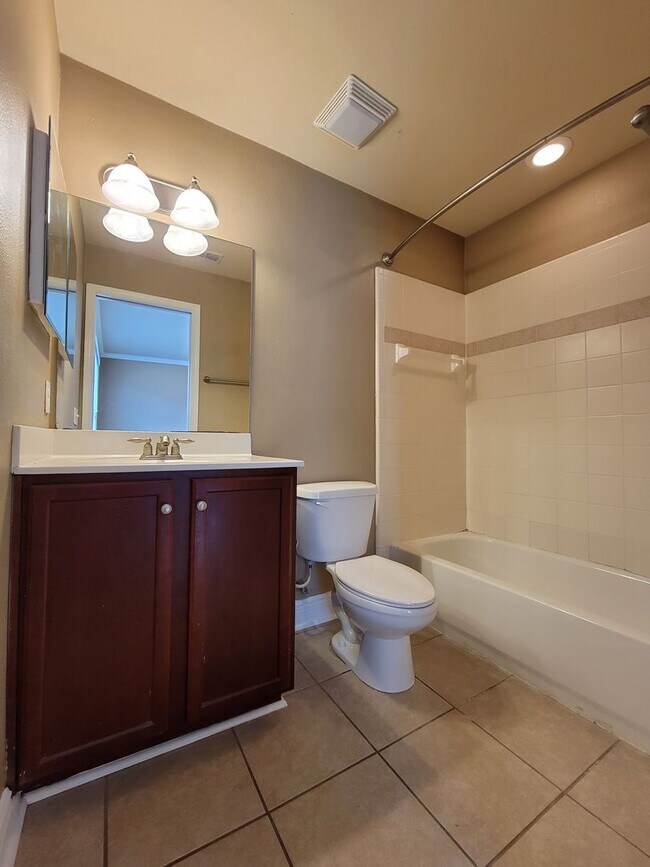 Building Photo - 3 Bedroom town home for rent August 6, 2026 in gated community with pool, renting for $1550 per m...