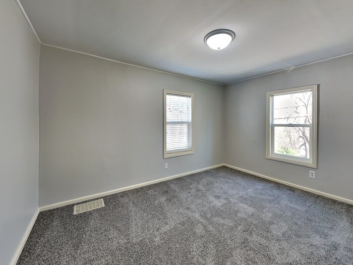 Building Photo - 3300 Welcome Ave N