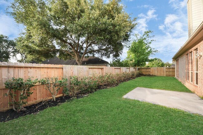 Building Photo - 22035 Emerald Run Ln