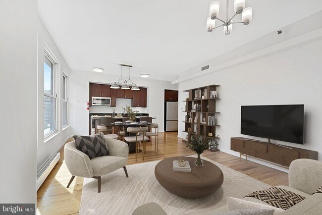 Primary Photo - 675 E St NW