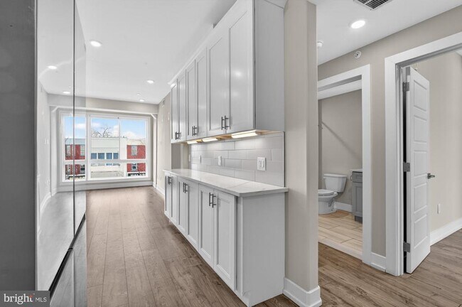 Building Photo - 2209 N Broad St