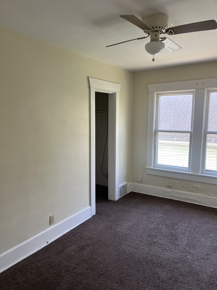 Bedroom - 2228 7th St SW