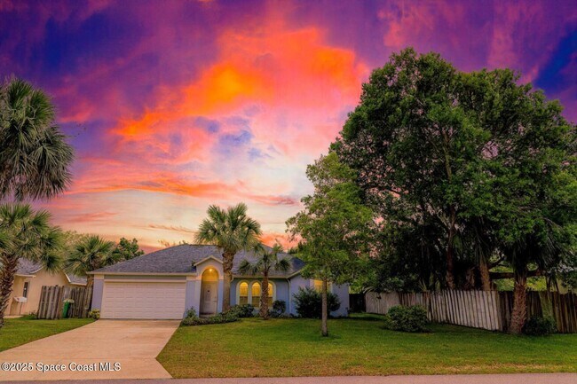 Primary Photo - 106 Delvalle St