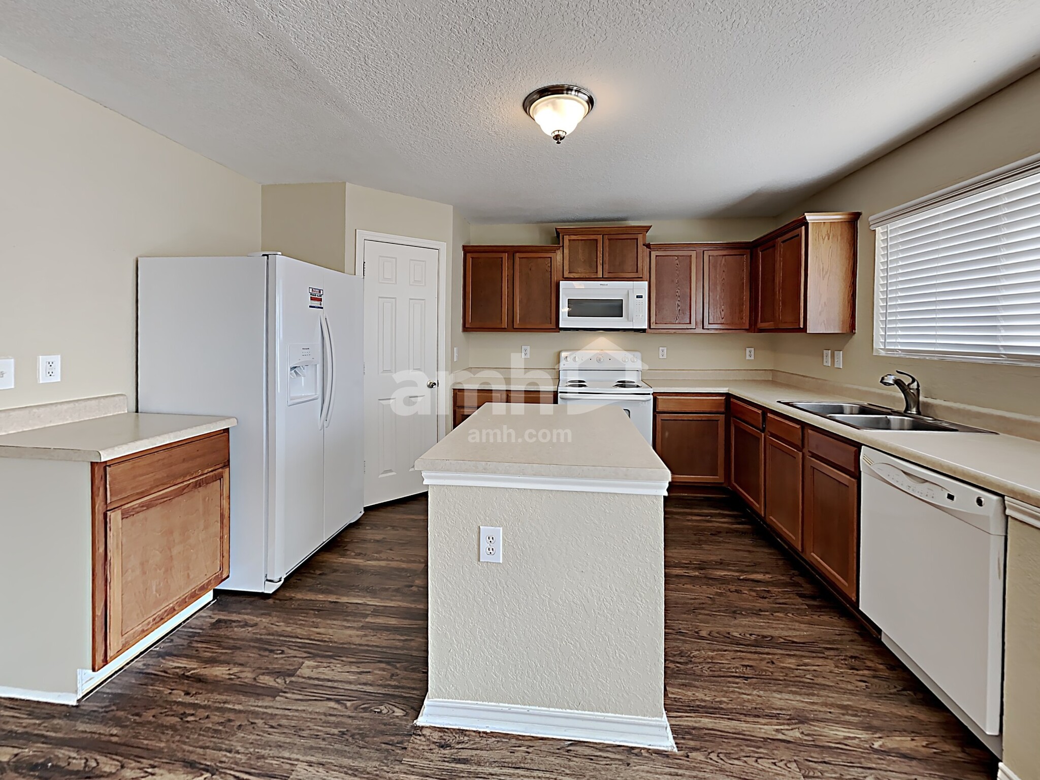 Building Photo - 11154 Bold Forbes