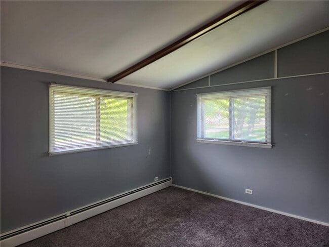 Building Photo - 255 6th Ave NE