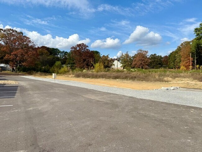 Building Photo - 2526 Hurricane Lake Rd