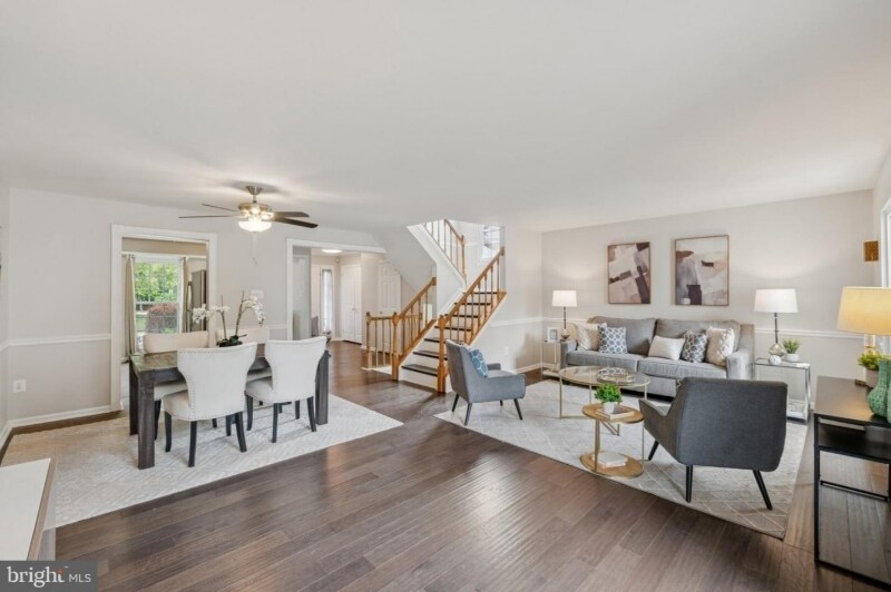 Building Photo - 13812 Tabiona Dr