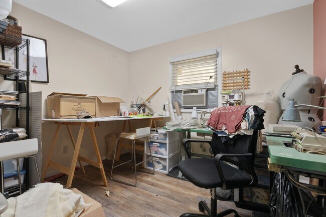 Building Photo - 180 MCADOO Ave