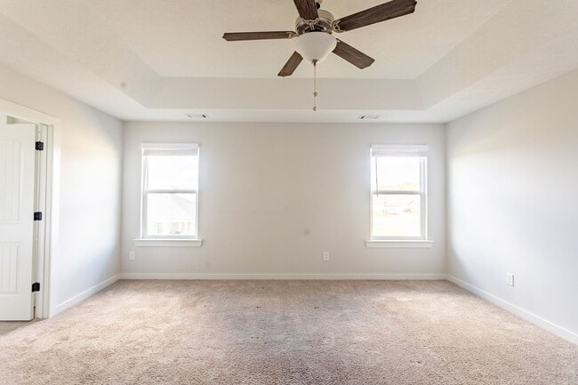 Building Photo - Summerton Beauty!  Ready for your family to make memories in!    ** HOLIDAY SPECIAL! **