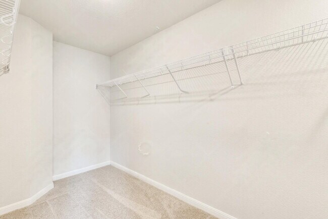 Building Photo - "Experience Comfort and Convenience in This 3-Bed, 2-Bath Kyle Home with 1620 Sq Ft of Living Spa...