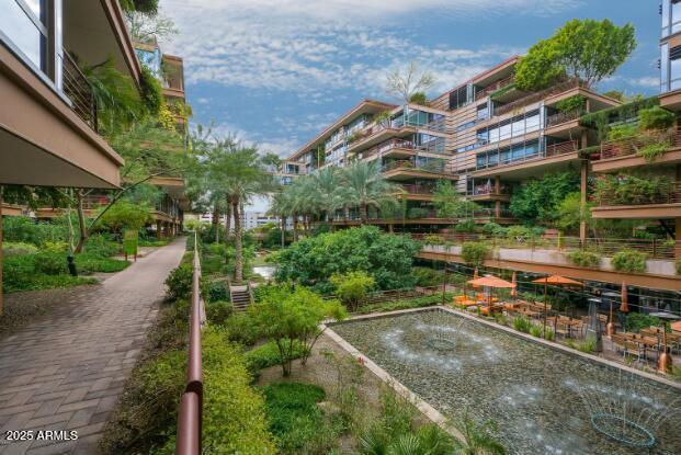 Building Photo - 7157 E Rancho Vista Dr