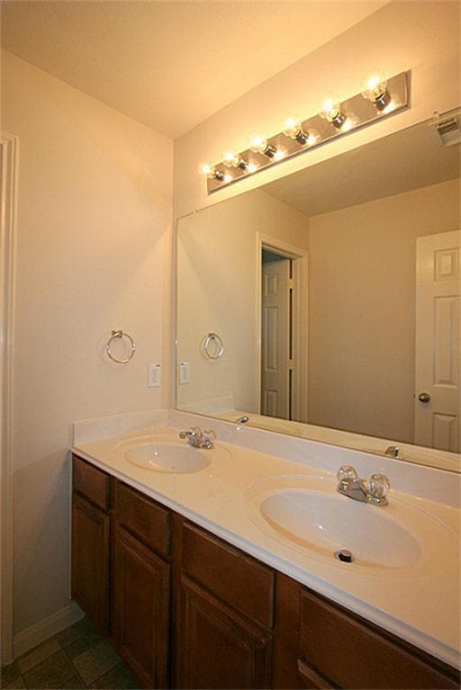 Building Photo - 3119 Myrtle Ranch Dr
