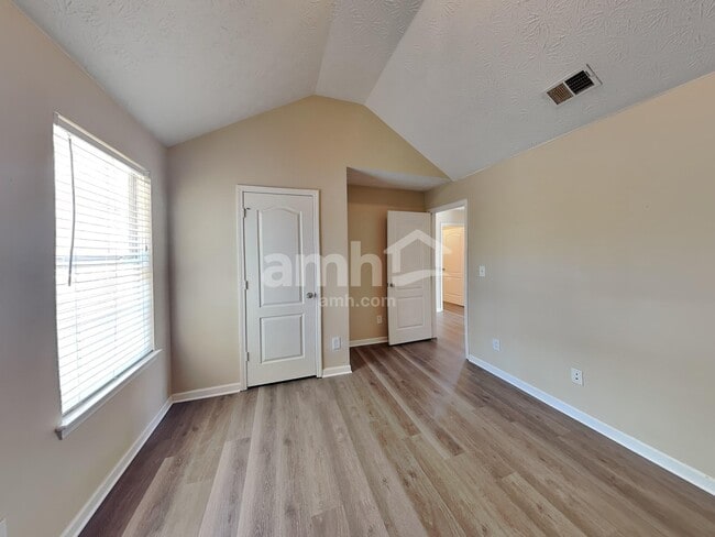 Building Photo - 3705 Sidda Way