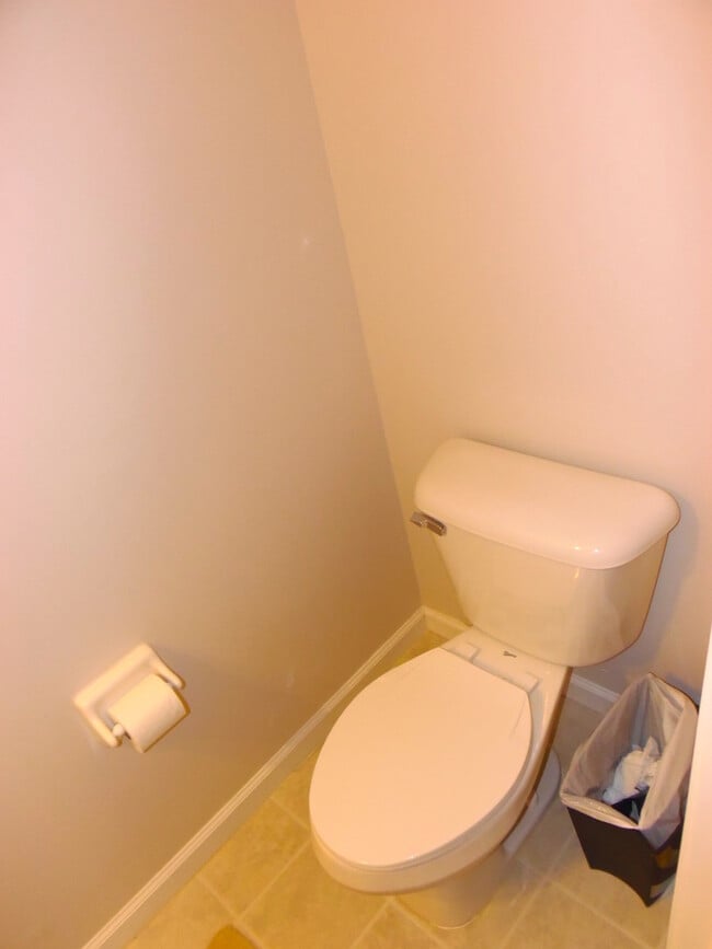 Building Photo - Two Bedroom Dublin Condo Rental at Hayden ...