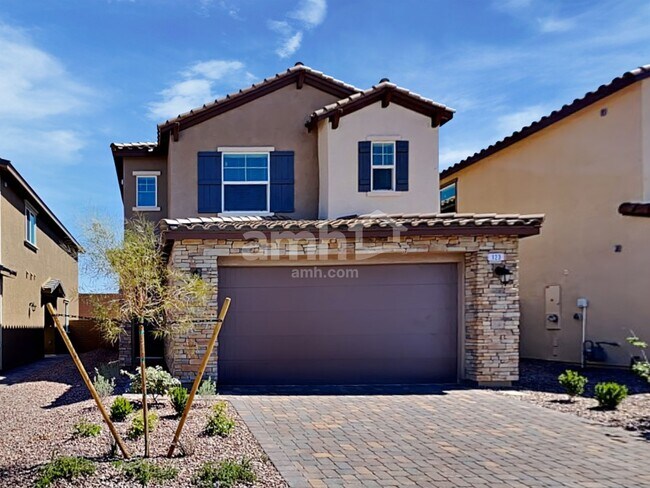 Primary Photo - 123 Charmante Tulip Ln