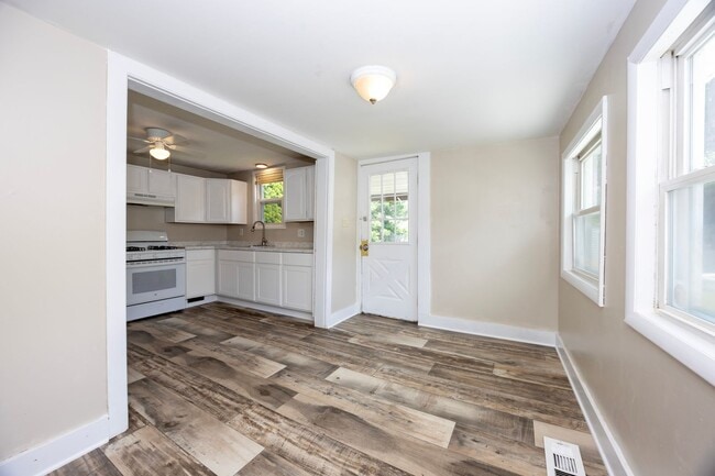 Building Photo - 227 19th St NW