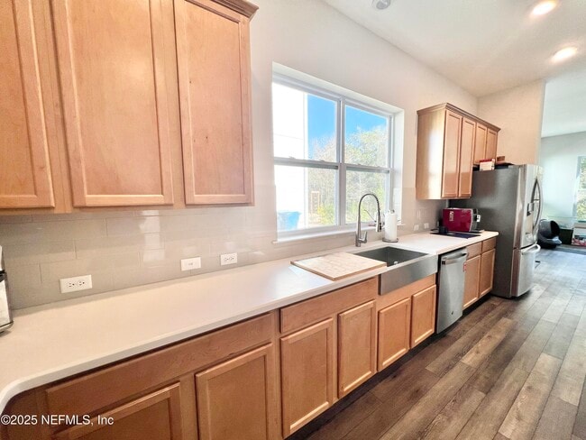 Building Photo - 453 Windley Dr