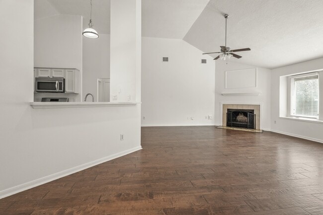 Building Photo - 17014 Sailors Moon Ct