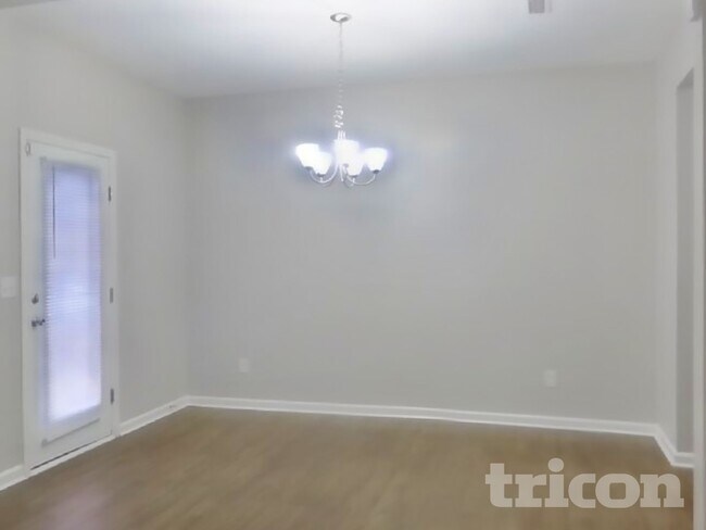 Building Photo - 178 Hidden Lakes Rd