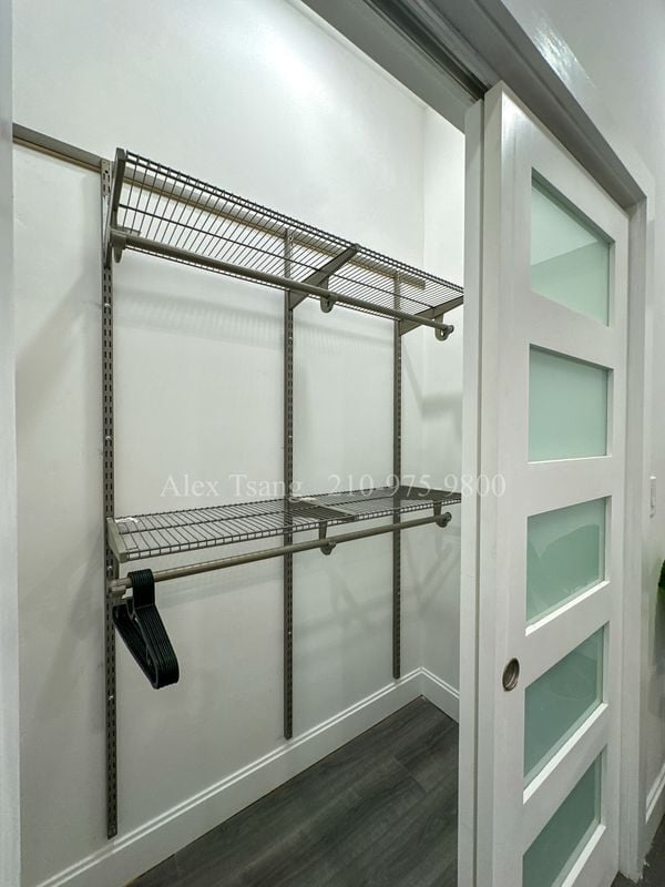 Building Photo - 316 Toledo St