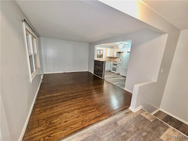 Building Photo - 35 Park Ave