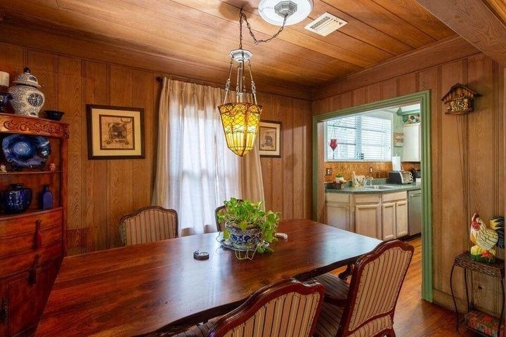 Building Photo - 1016 N E St