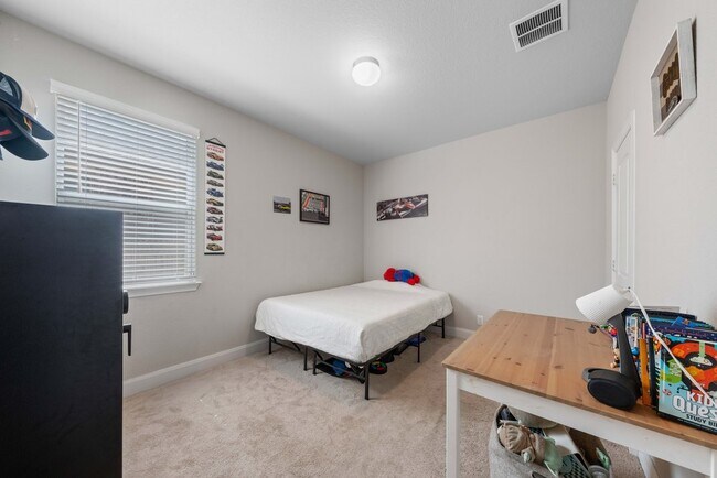 Building Photo - Spacious 4-Bed Oasis with Pool Access & Modern Upgrades in New Braunfels
