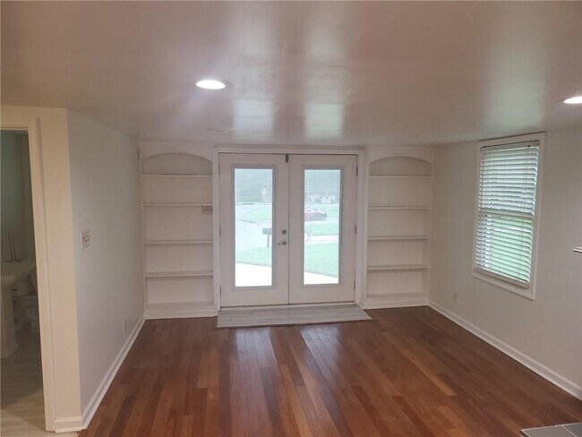 Building Photo - 2936 Elkhorn Ct