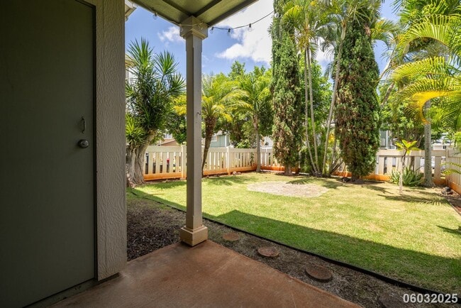 Building Photo - (2 bd / 2 ba / 2 parking Condo in Waikele)