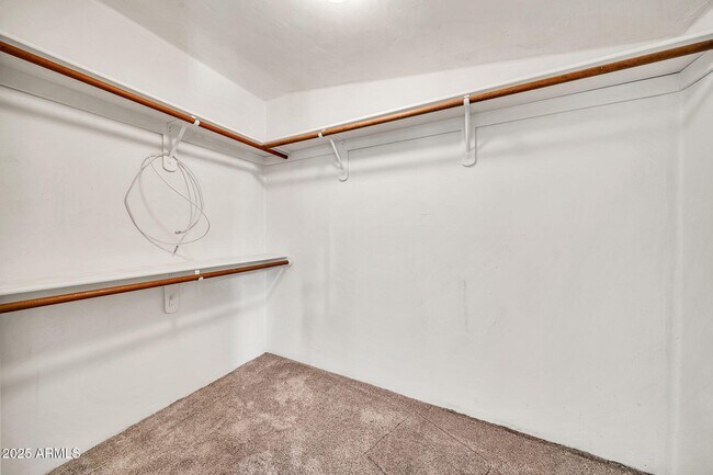 Building Photo - 4531 E Quartz Mountain Rd