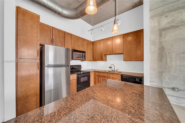 Building Photo - 2001 S Biscayne Blvd