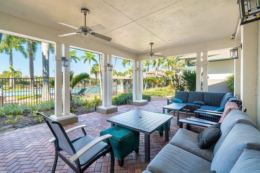 Building Photo - 880 Millbrae Ct