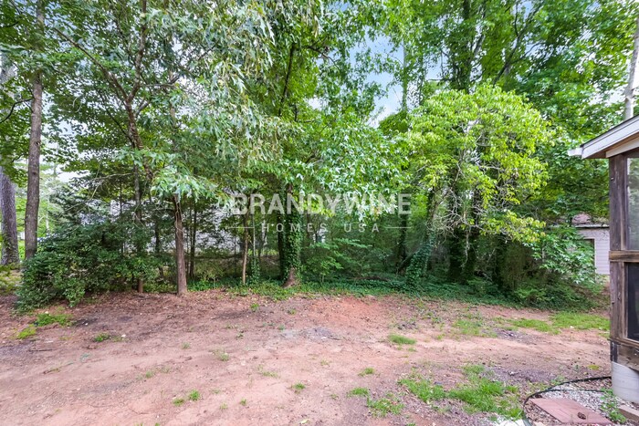Building Photo - 630 Fern Terrace SE