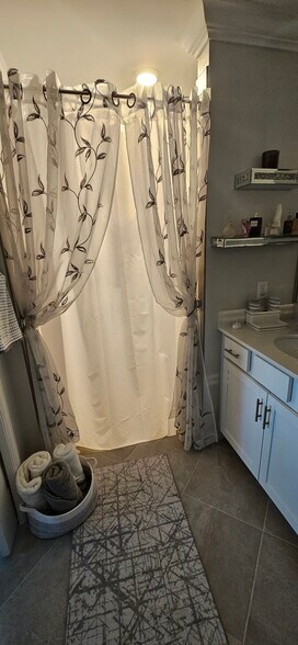 Primary Bath - 5427 Double Eagle Cir