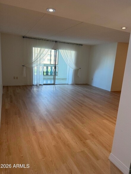 Building Photo - 7950 E Camelback Rd