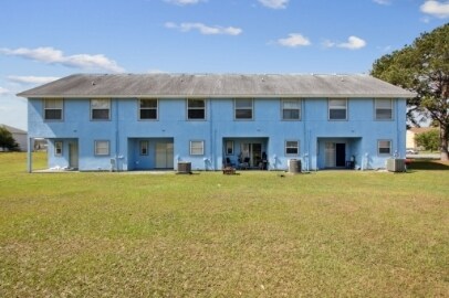 Building Photo - 201 Watts Ln