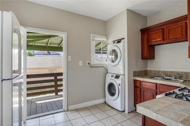 Building Photo - 3432 Danneel St